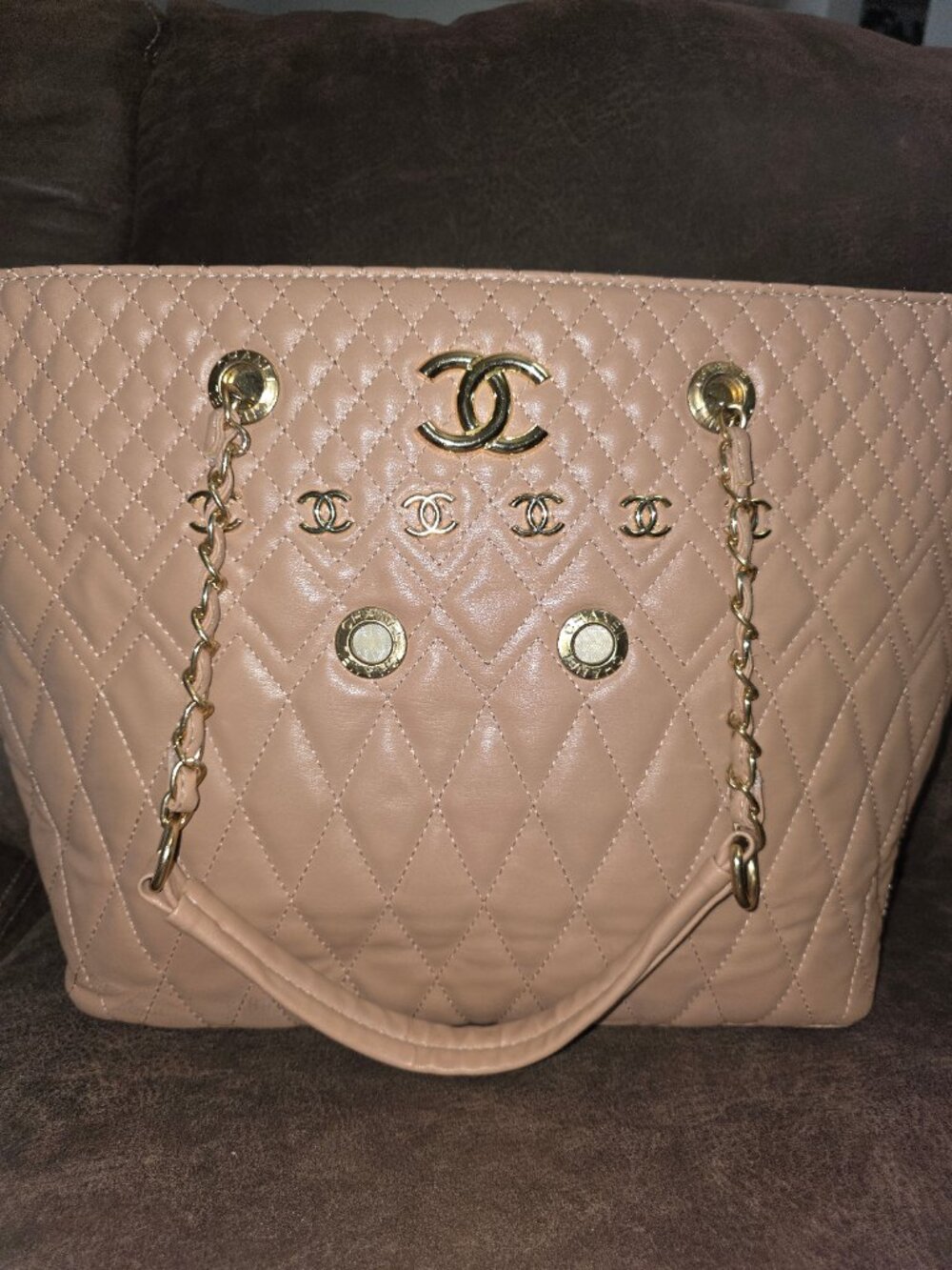 CHANEL